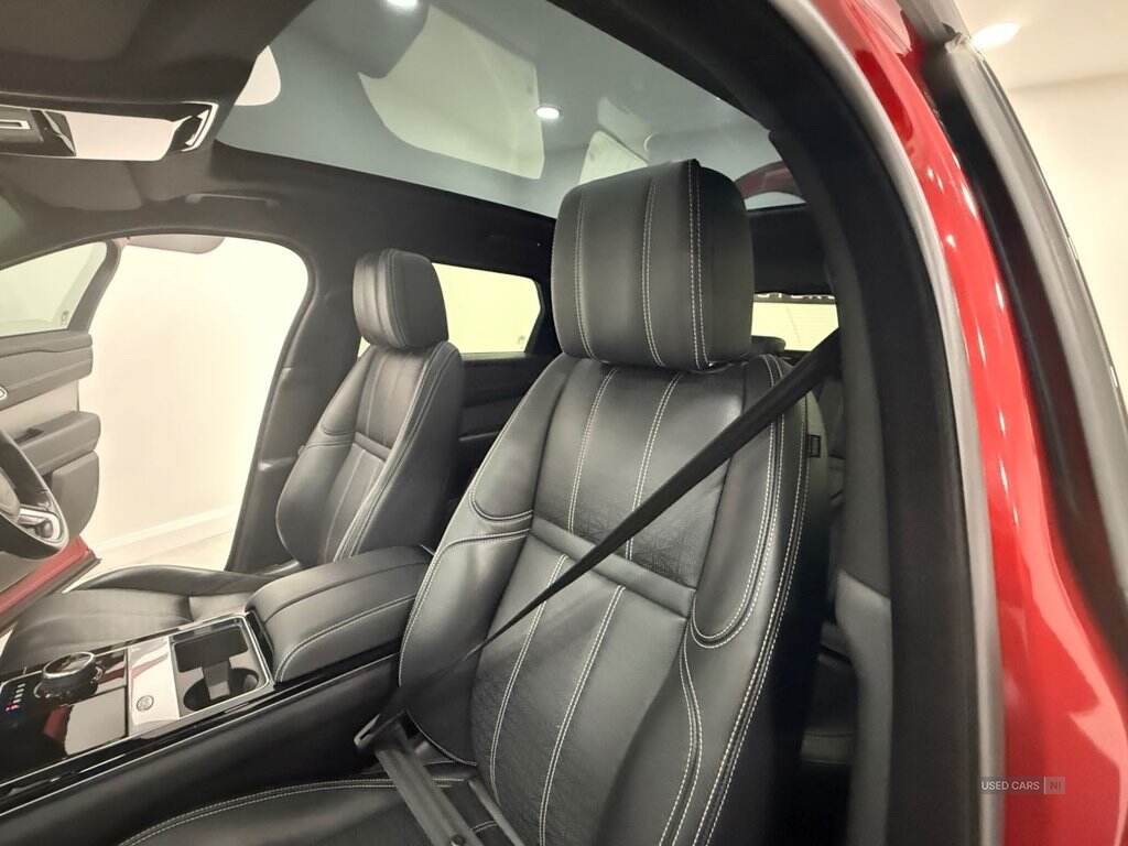 Sep 2018 Land Rover Range Rover Velar 3.0 D300 R-Dynamic HSE 5dr Auto