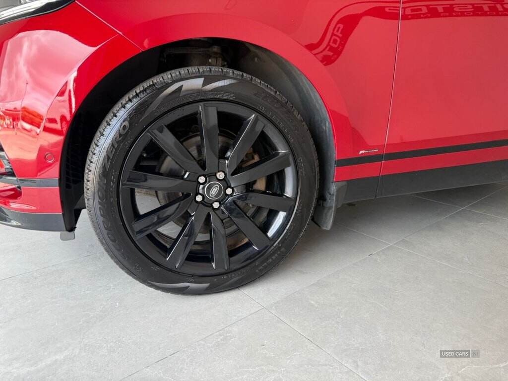 Sep 2018 Land Rover Range Rover Velar 3.0 D300 R-Dynamic HSE 5dr Auto