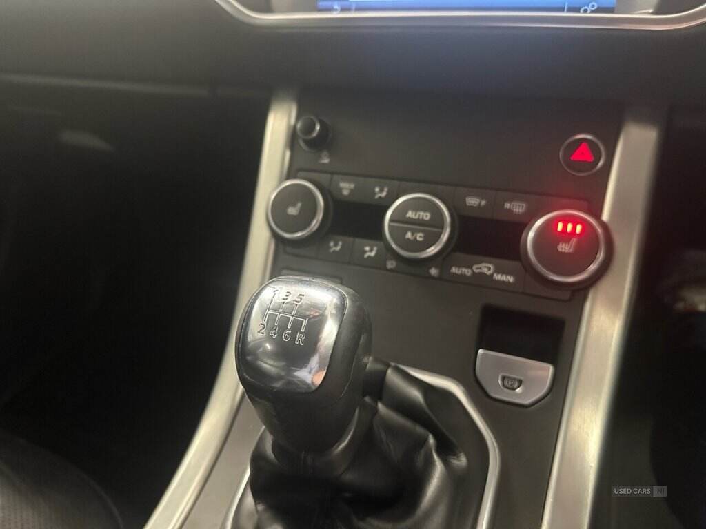 Apr 2016 Land Rover Range Rover Evoque 2.0 eD4 SE Tech 5dr 2WD