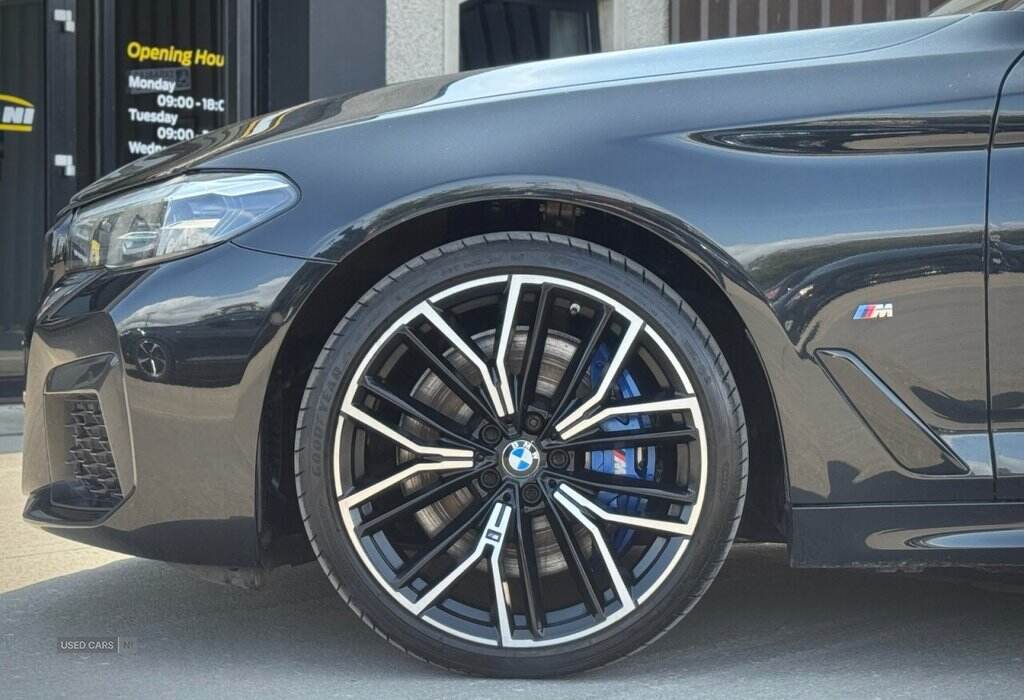 Apr 2022 BMW 5 Series 530d xDrive MHT M Sport 4dr Auto