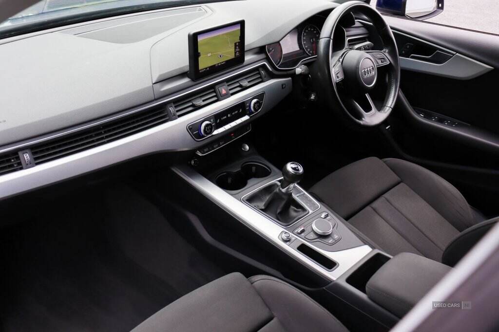 Dec 2016 Audi A4 2.0 TDI Ultra SE 4dr
