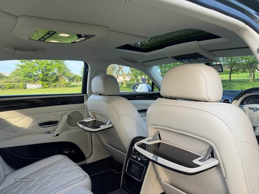 Jan 2014 Bentley Flying Spur 6.0 W12 4dr Auto