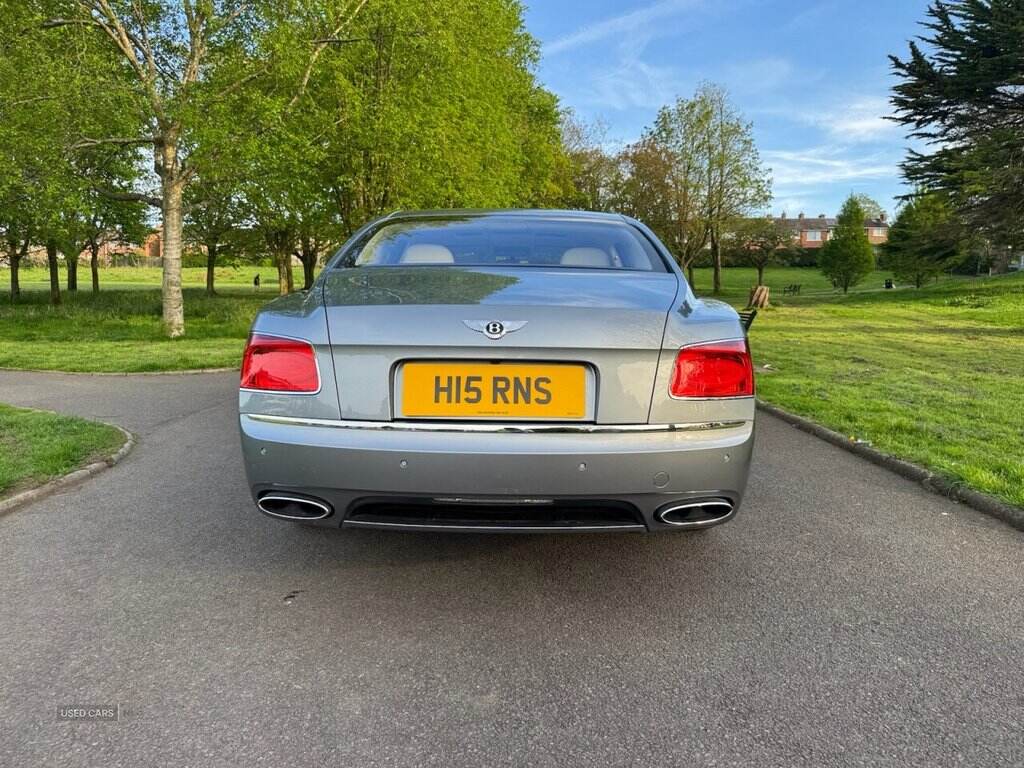 Jan 2014 Bentley Flying Spur 6.0 W12 4dr Auto