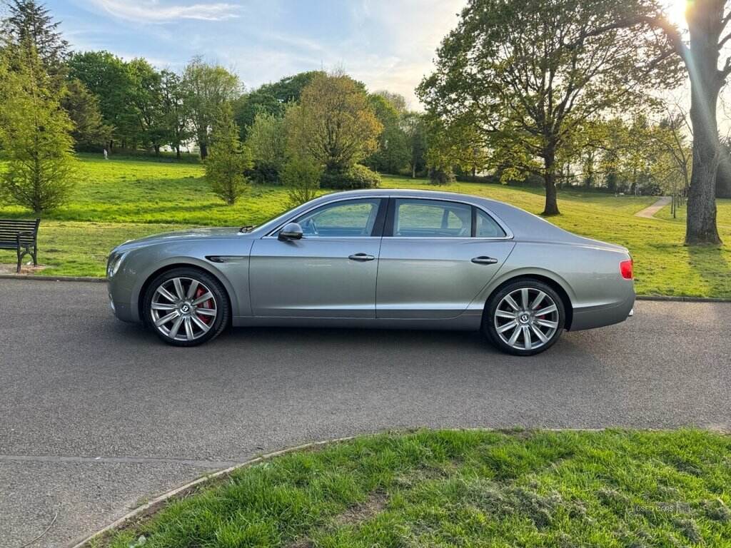 Jan 2014 Bentley Flying Spur 6.0 W12 4dr Auto