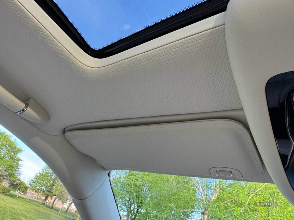 Jan 2014 Bentley Flying Spur 6.0 W12 4dr Auto