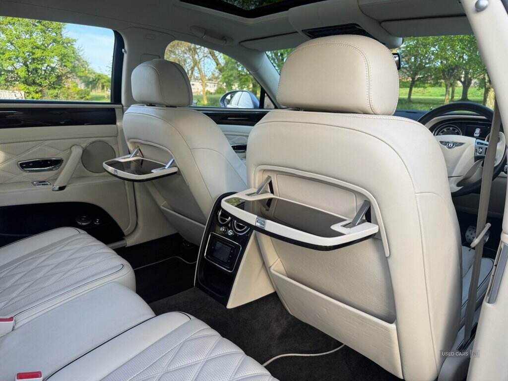 Jan 2014 Bentley Flying Spur 6.0 W12 4dr Auto