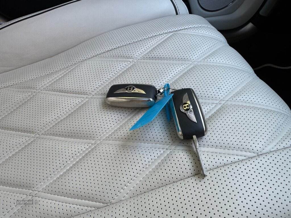 Jan 2014 Bentley Flying Spur 6.0 W12 4dr Auto