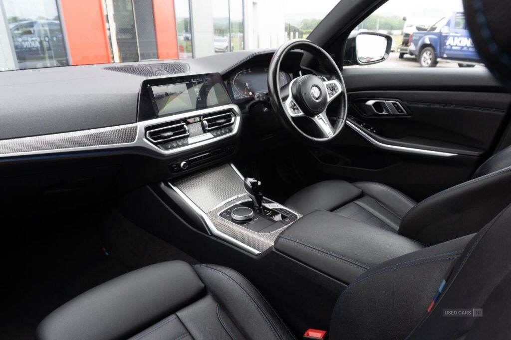 Jun 2022 BMW 3 Series 330d MHT M Sport 4dr Step Auto