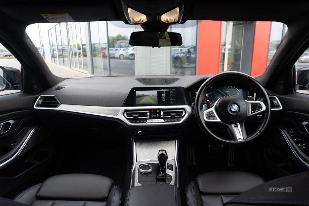 Jun 2022 BMW 3 Series 330d MHT M Sport 4dr Step Auto