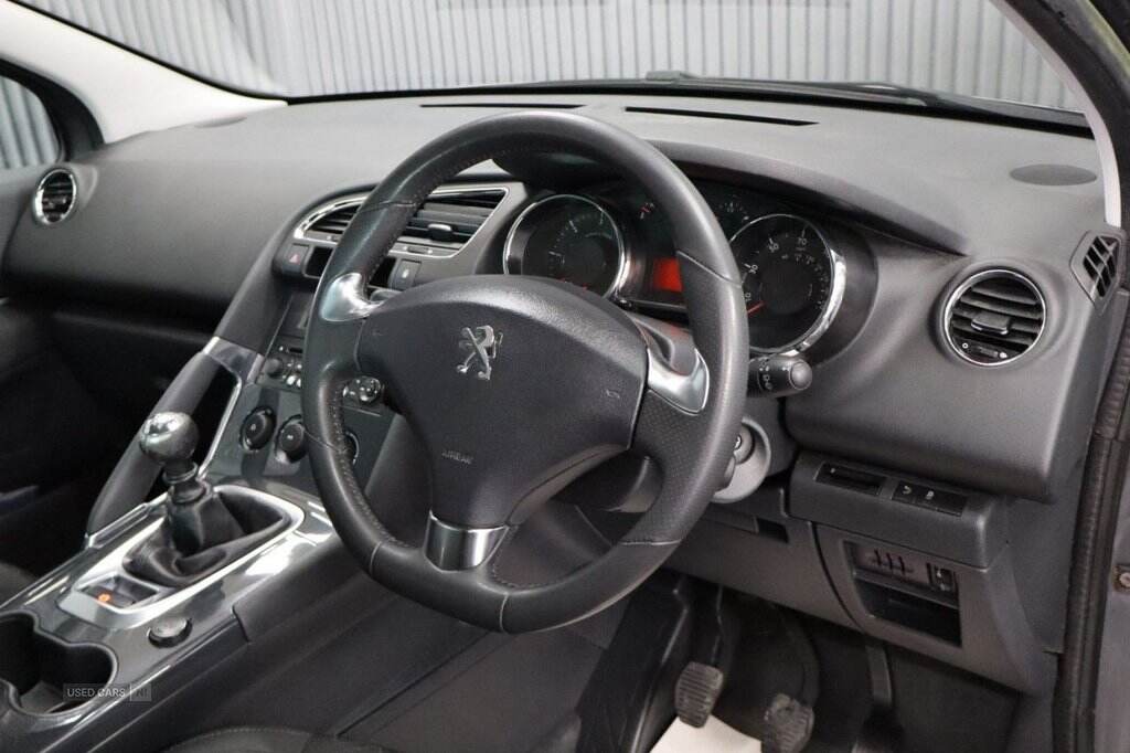 Oct 2014 Peugeot 3008 1.6 HDi Active 5dr