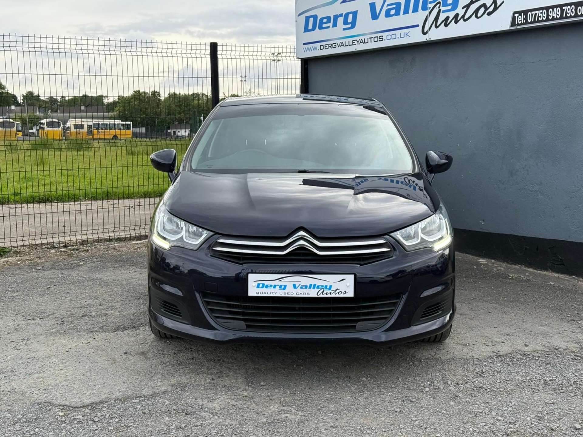 Jan 2016 Citroen C4 1.6 BlueHDi Feel 5dr