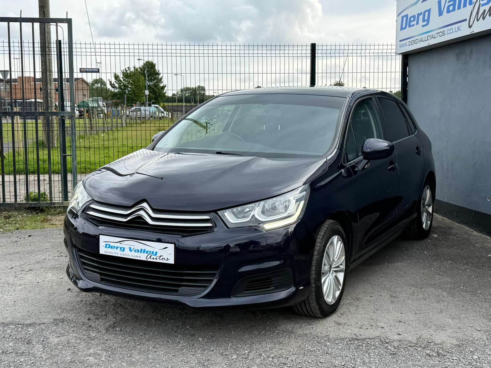 Jan 2016 Citroen C4 1.6 BlueHDi Feel 5dr