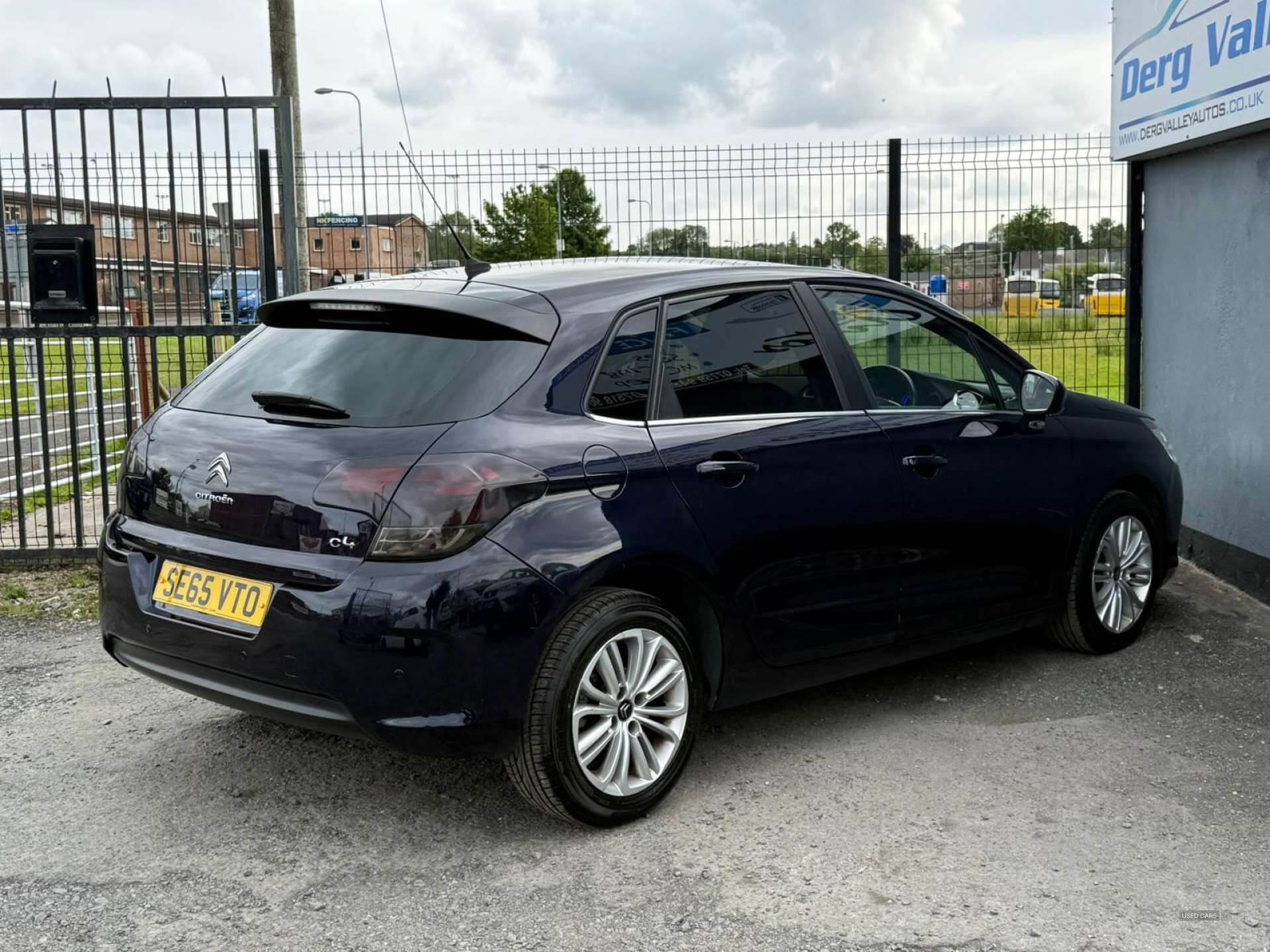Jan 2016 Citroen C4 1.6 BlueHDi Feel 5dr