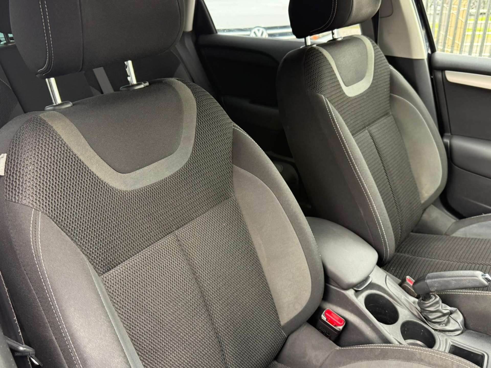 Jan 2016 Citroen C4 1.6 BlueHDi Feel 5dr