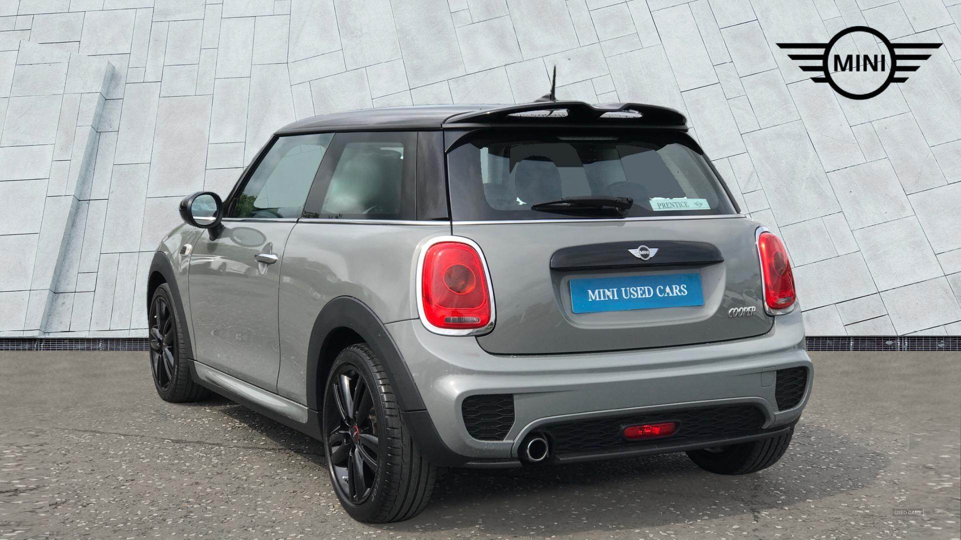 Mar 2017 MINI Hatch Cooper 1.5 Cooper 3dr