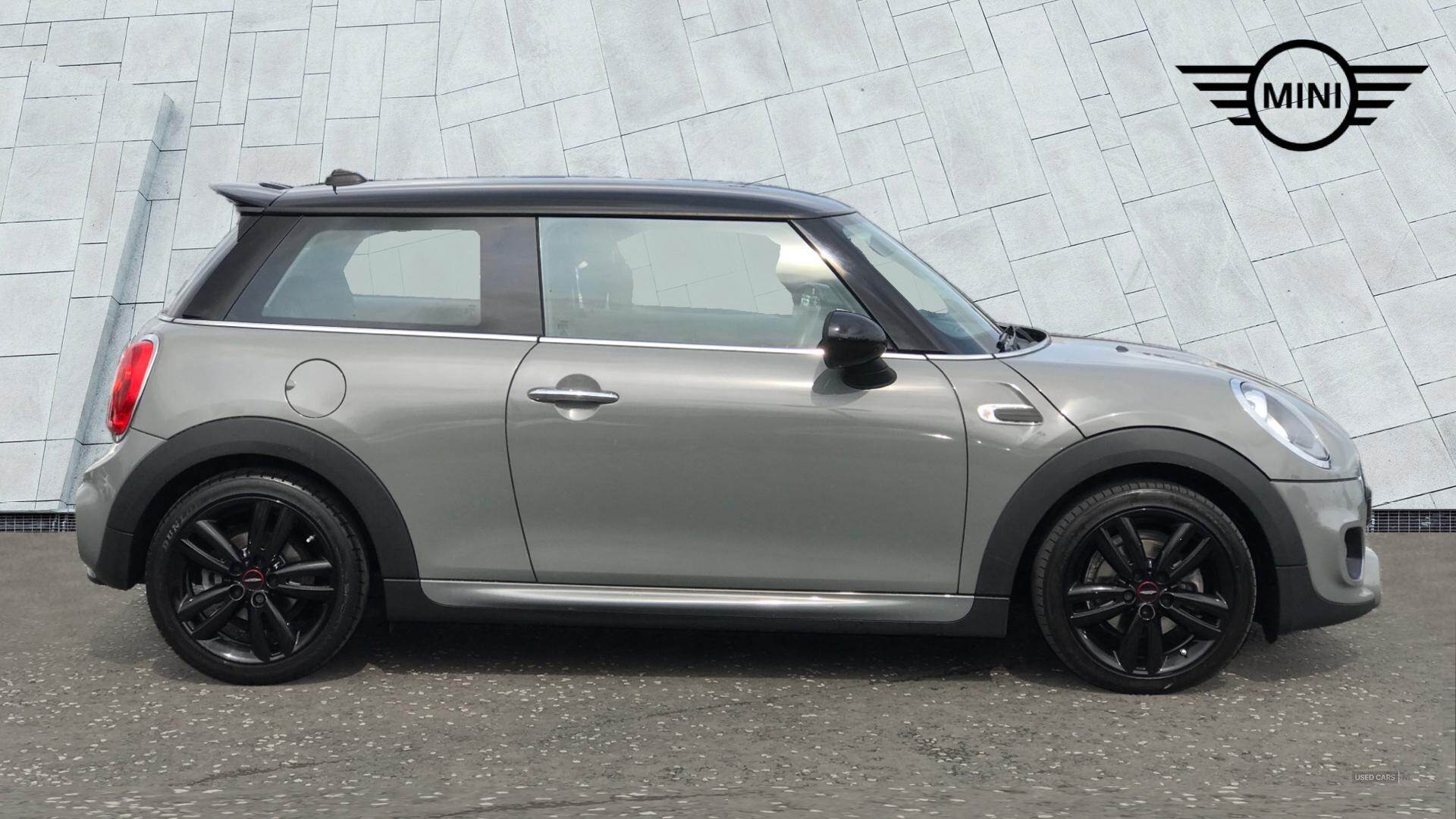 Mar 2017 MINI Hatch Cooper 1.5 Cooper 3dr