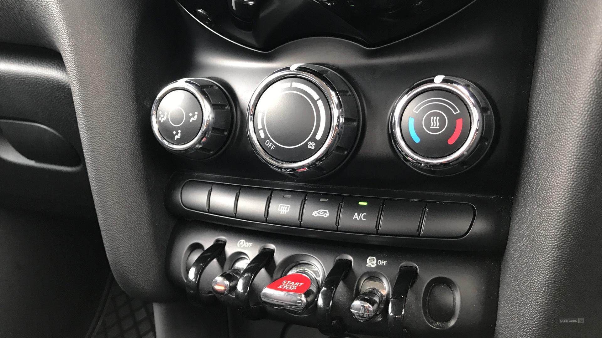 Mar 2017 MINI Hatch Cooper 1.5 Cooper 3dr