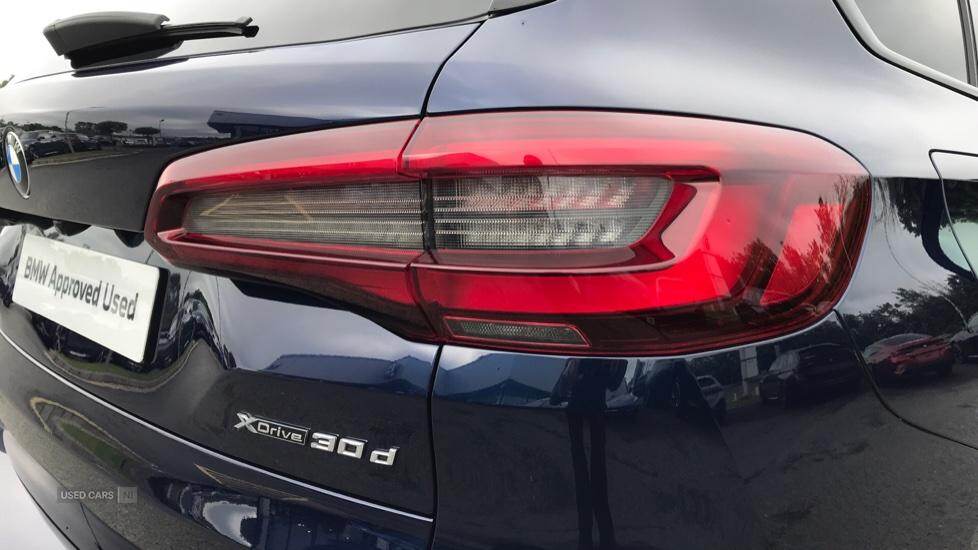 Feb 2022 BMW X5 xDrive30d MHT M Sport 5dr Auto