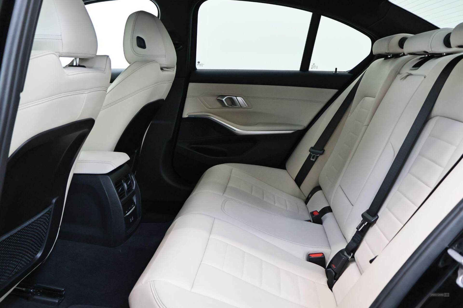 May 2021 BMW 3 Series 320i xDrive M Sport 4dr Step Auto