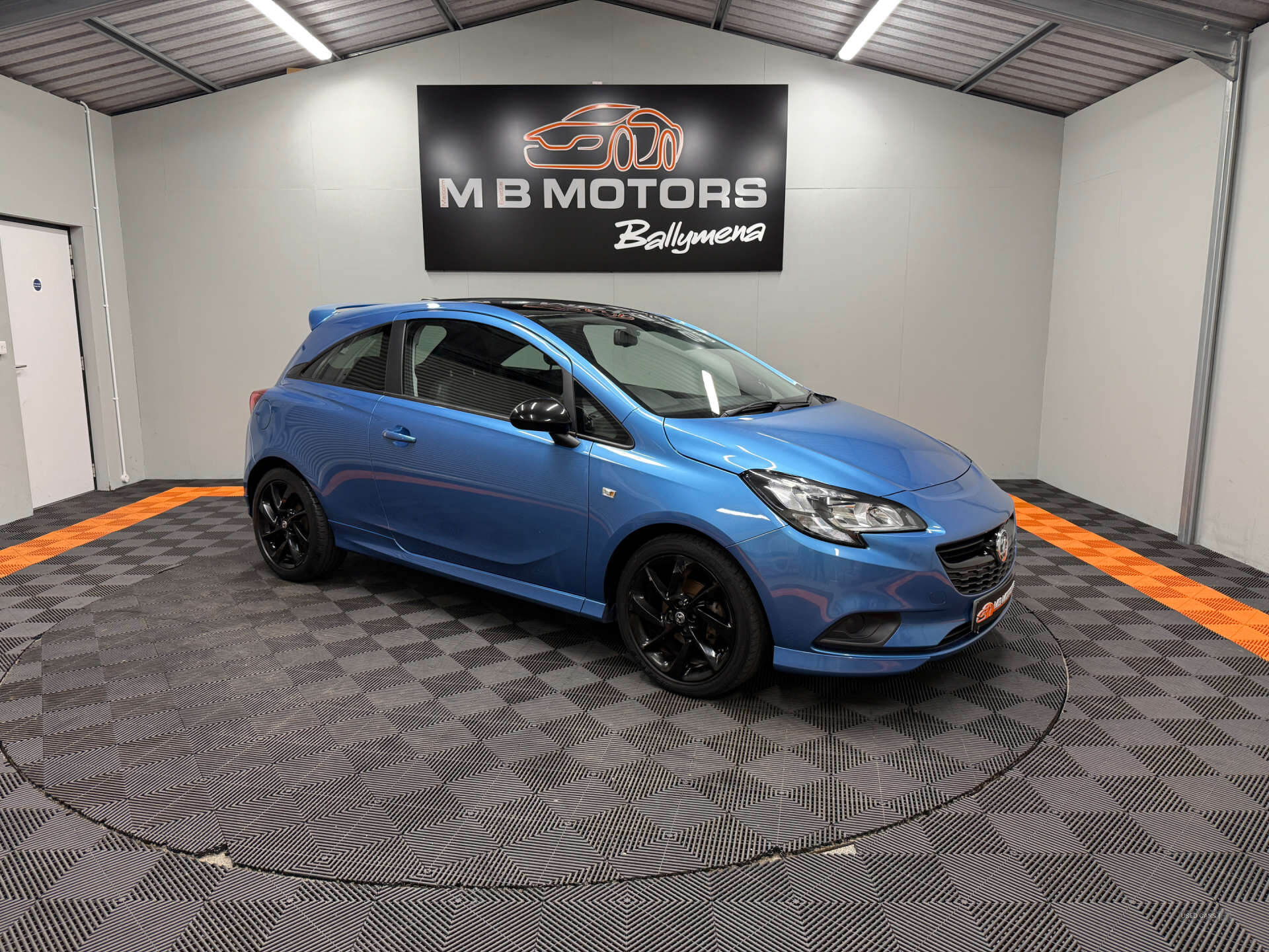 Mar 2019 Vauxhall Corsa 1.4 SRi Vx-line Nav Black 3dr