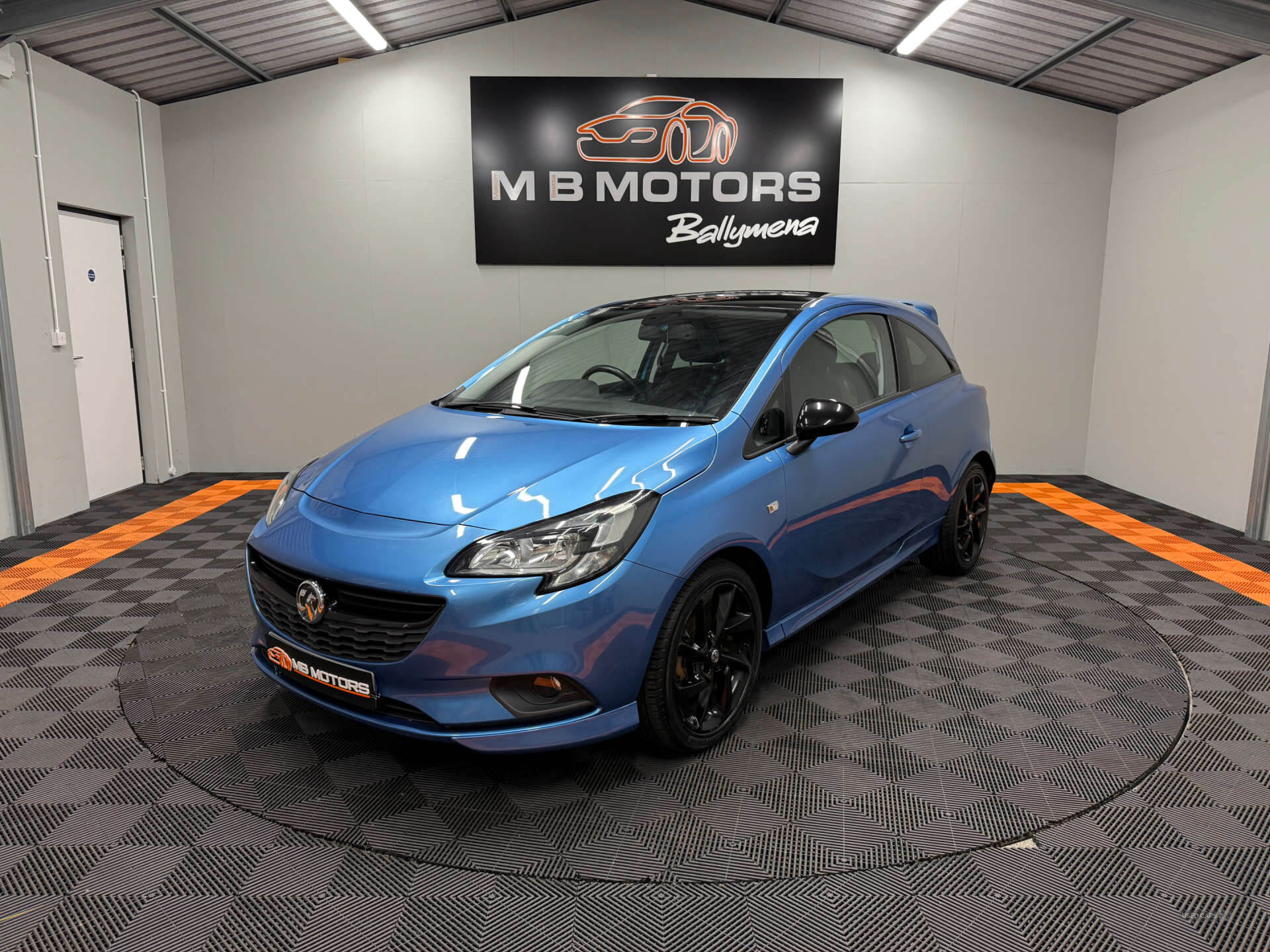 Mar 2019 Vauxhall Corsa 1.4 SRi Vx-line Nav Black 3dr