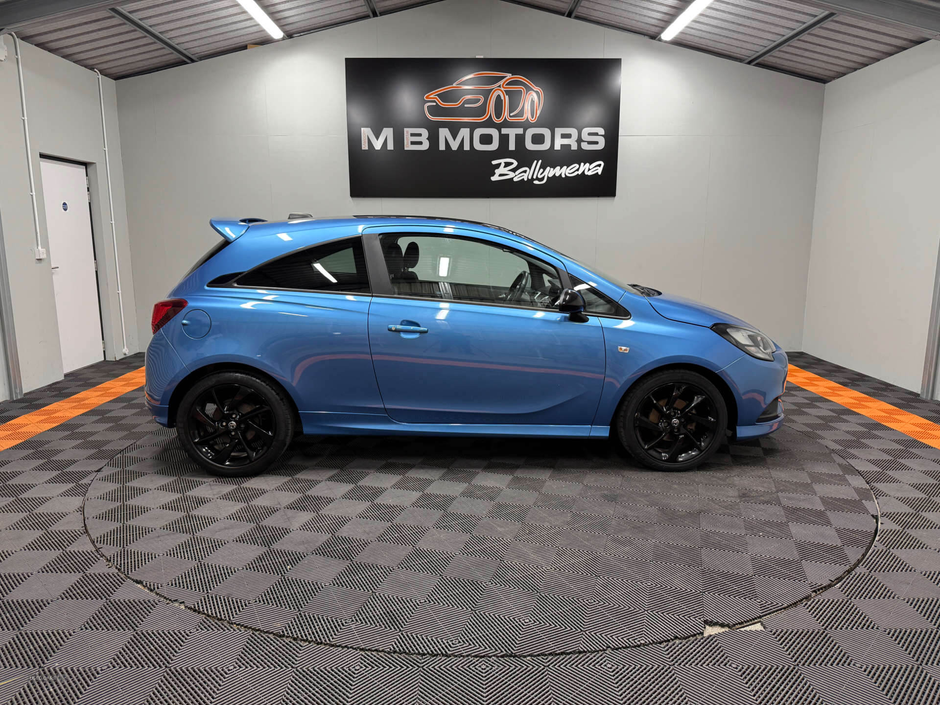 Mar 2019 Vauxhall Corsa 1.4 SRi Vx-line Nav Black 3dr