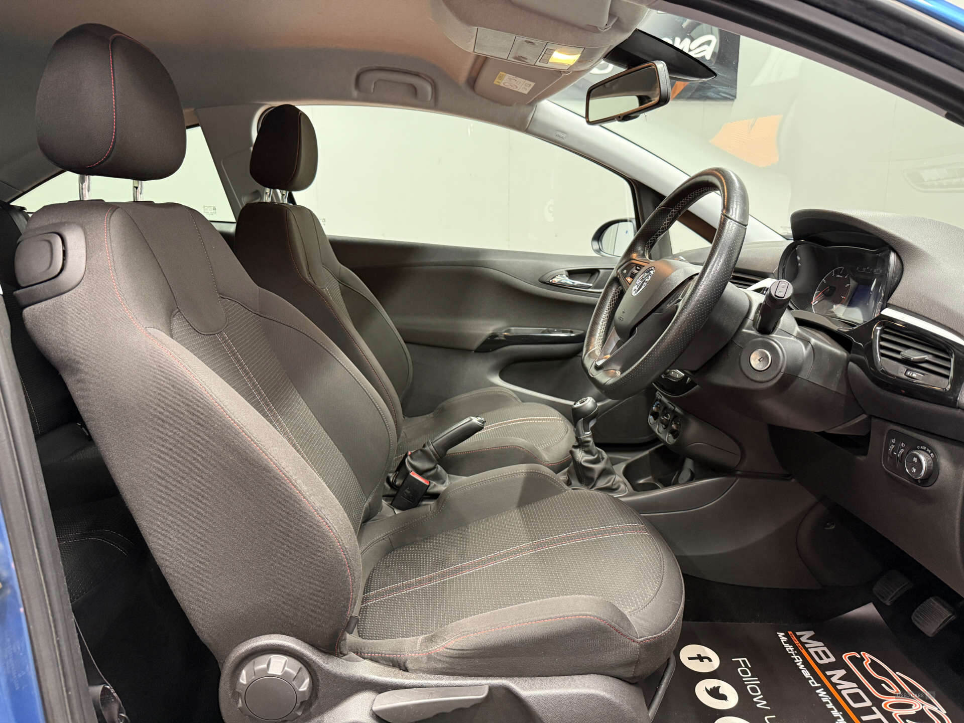 Mar 2019 Vauxhall Corsa 1.4 SRi Vx-line Nav Black 3dr