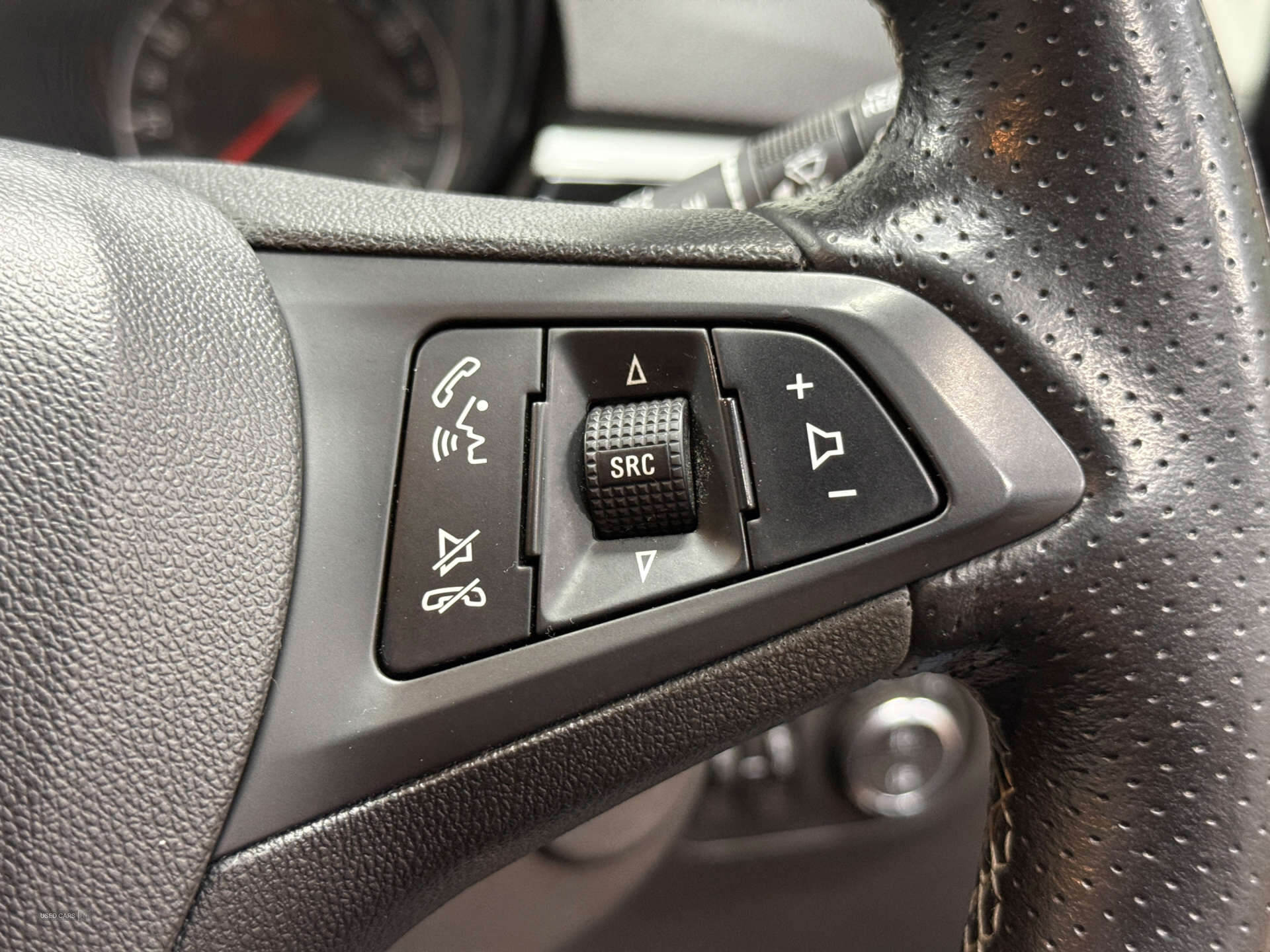 Mar 2019 Vauxhall Corsa 1.4 SRi Vx-line Nav Black 3dr