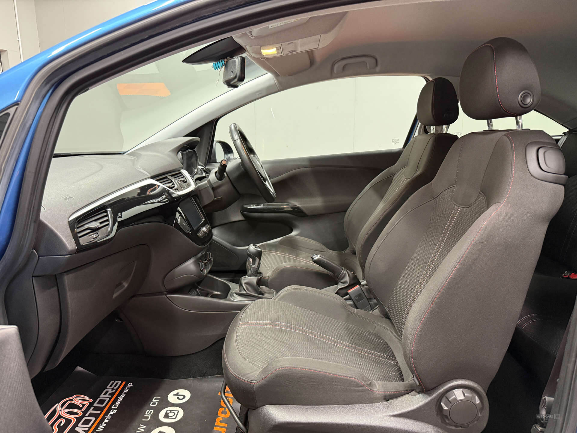 Mar 2019 Vauxhall Corsa 1.4 SRi Vx-line Nav Black 3dr