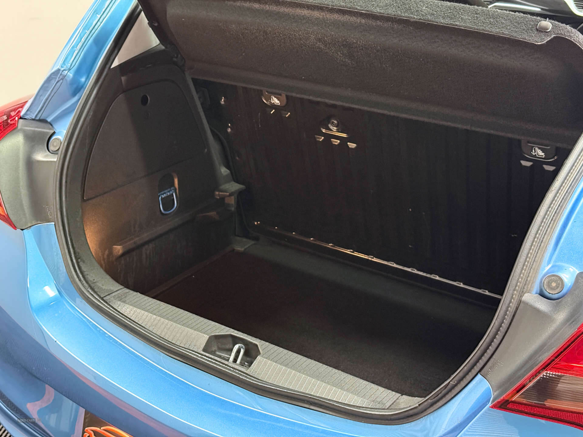 Mar 2019 Vauxhall Corsa 1.4 SRi Vx-line Nav Black 3dr