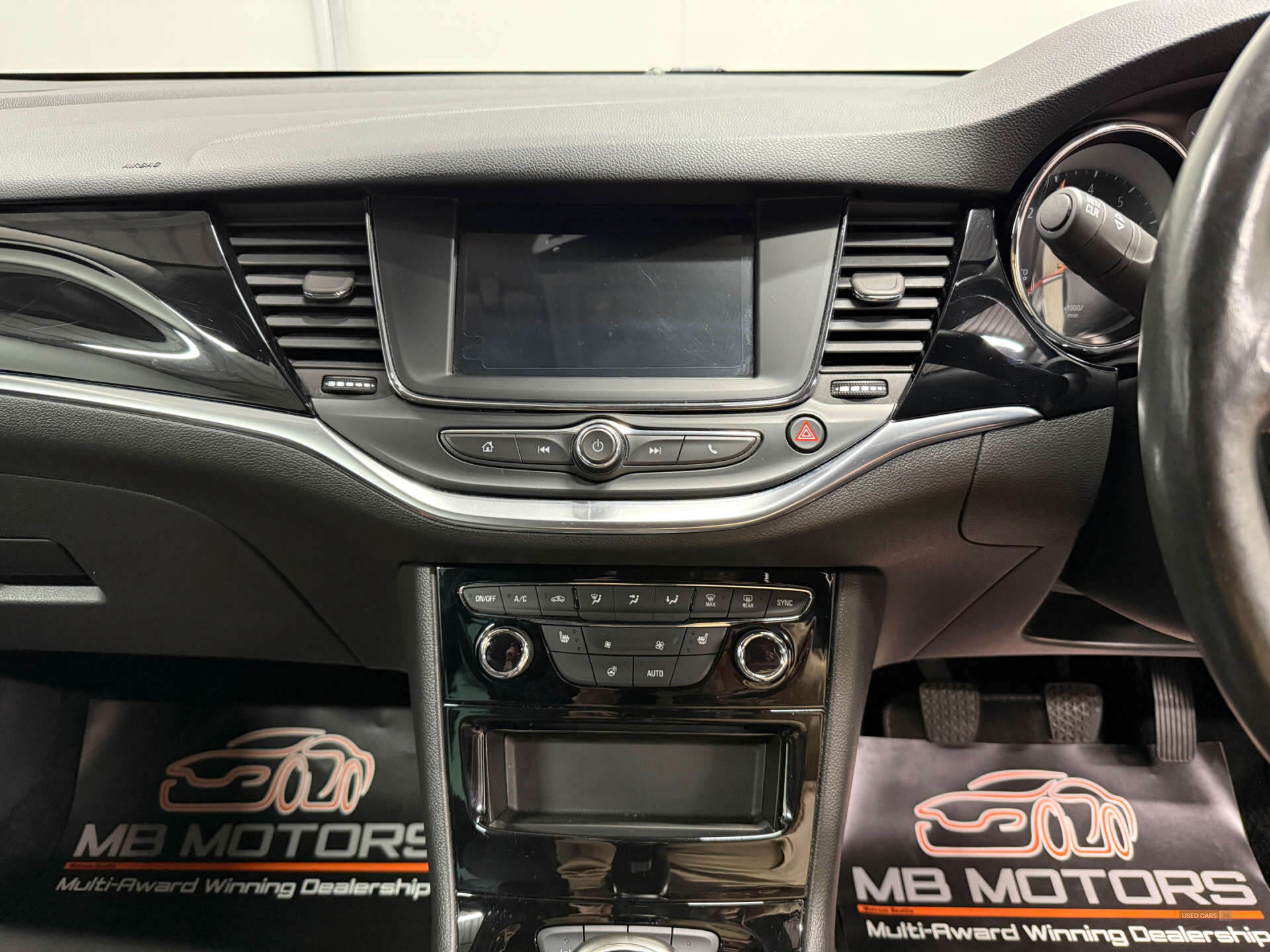 Sep 2021 Vauxhall Astra 1.2 Turbo 145 Griffin Edition 5dr