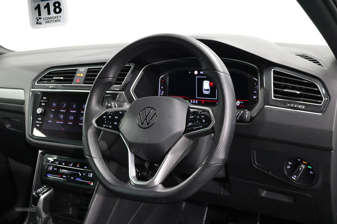 Apr 2022 Volkswagen Tiguan 2.0 TDI R-Line 5dr DSG