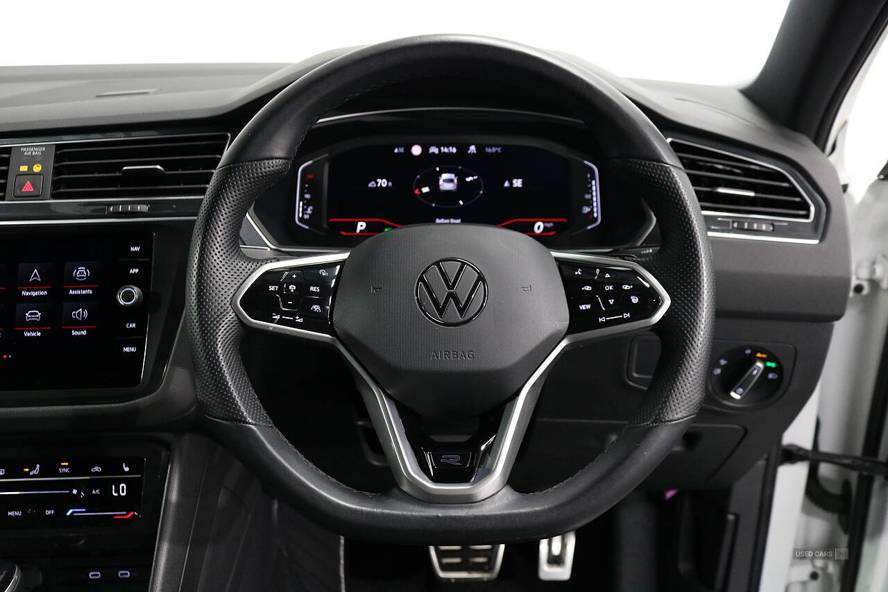 Apr 2022 Volkswagen Tiguan 2.0 TDI R-Line 5dr DSG