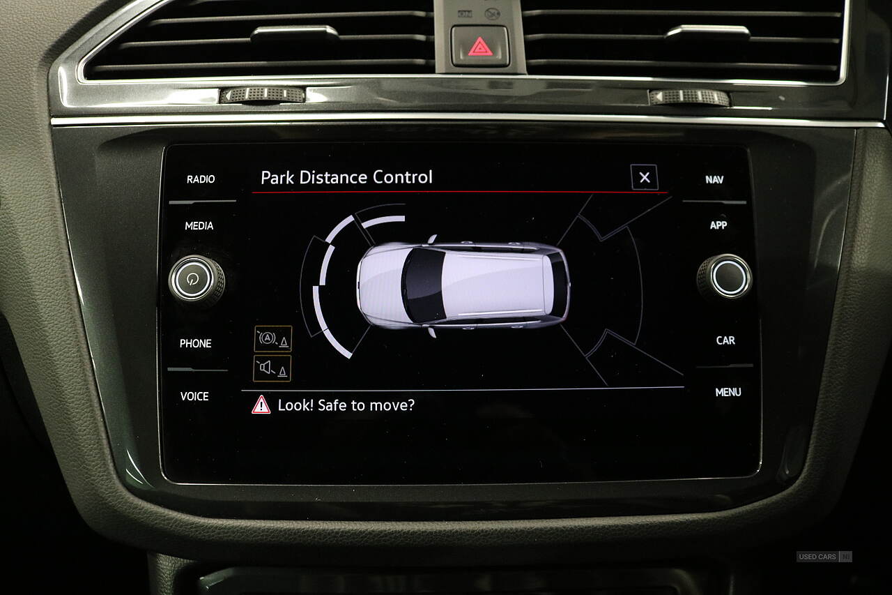 Apr 2022 Volkswagen Tiguan 2.0 TDI R-Line 5dr DSG