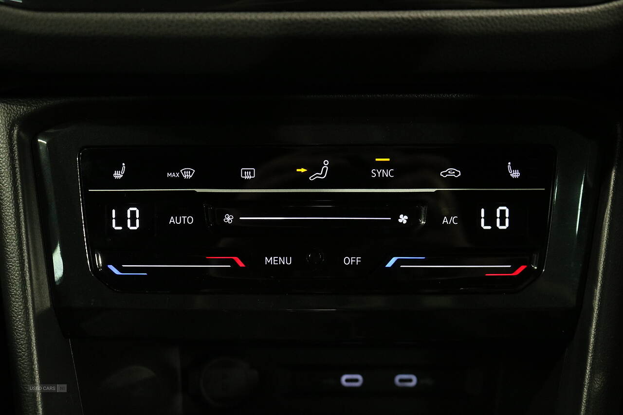 Apr 2022 Volkswagen Tiguan 2.0 TDI R-Line 5dr DSG