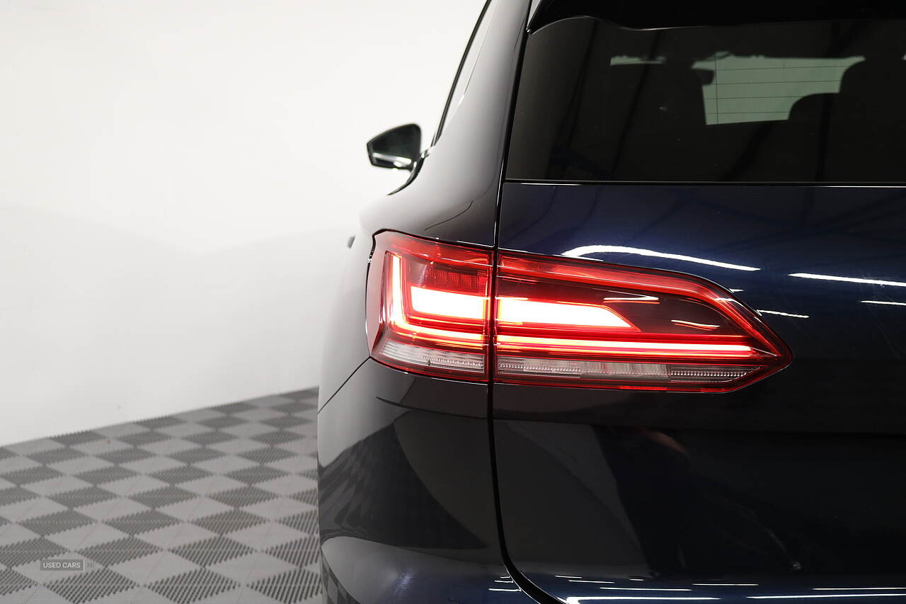 Apr 2019 Volkswagen Touareg 3.0 V6 TDI 4Motion R-Line Tech 5dr Tip Auto