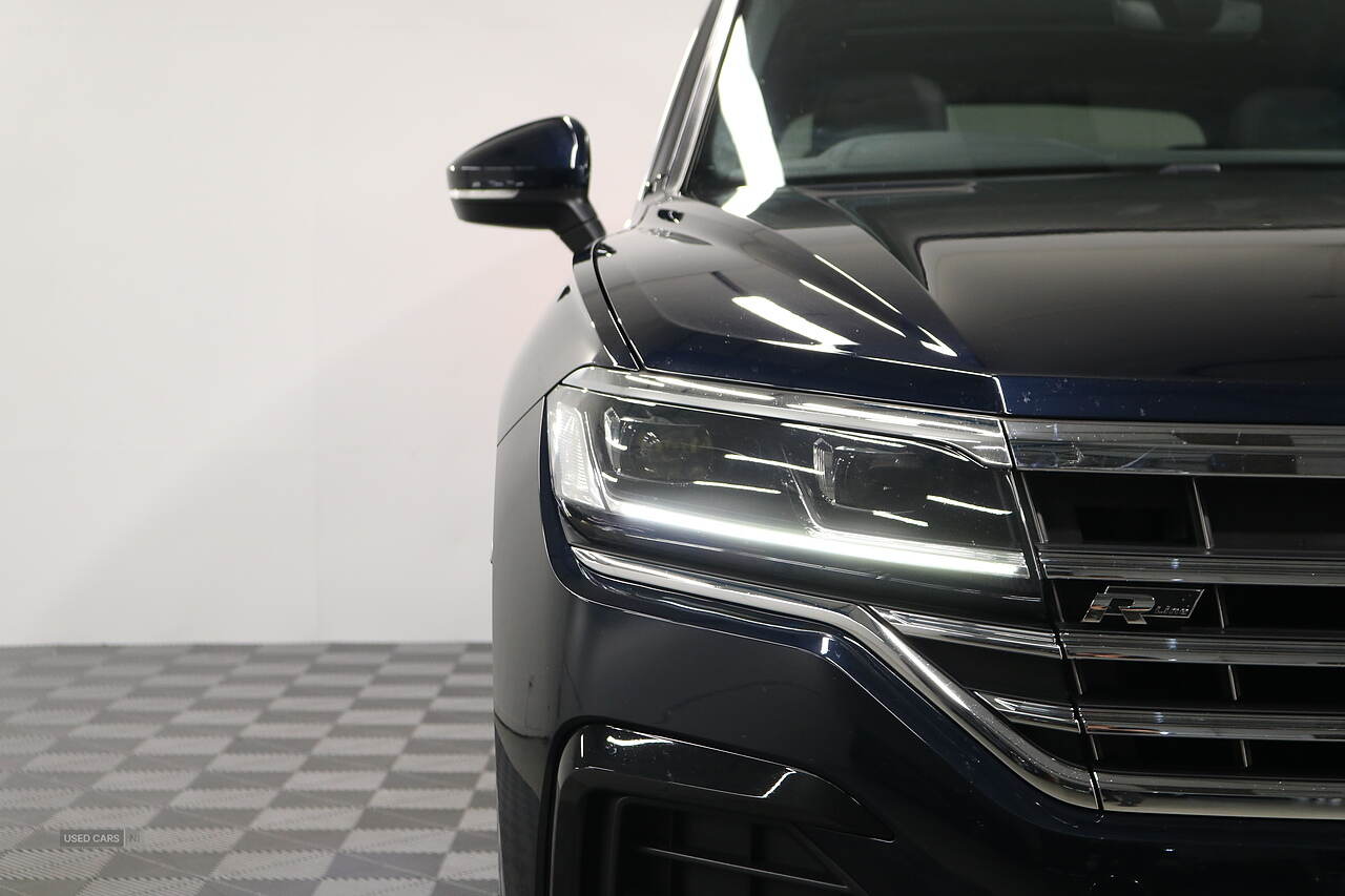 Apr 2019 Volkswagen Touareg 3.0 V6 TDI 4Motion R-Line Tech 5dr Tip Auto
