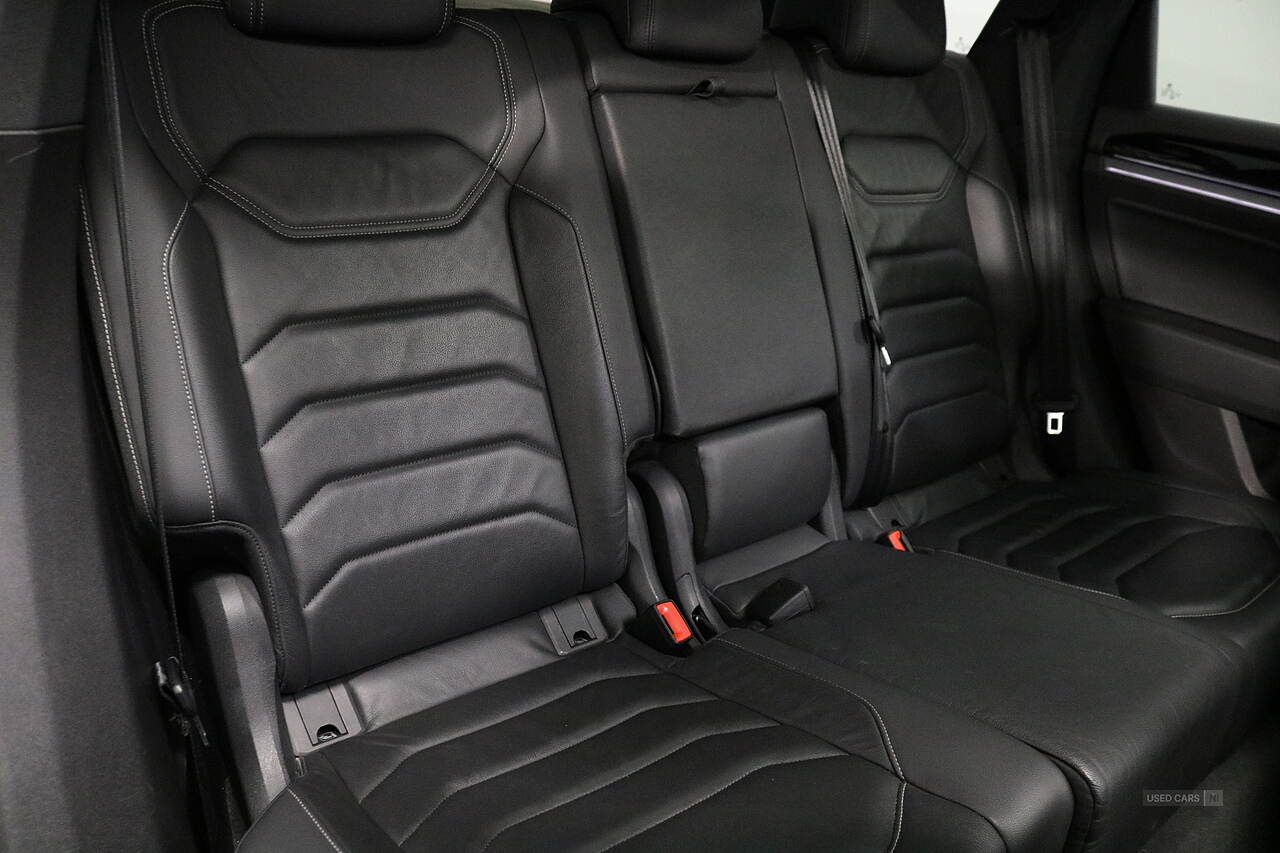 Apr 2019 Volkswagen Touareg 3.0 V6 TDI 4Motion R-Line Tech 5dr Tip Auto