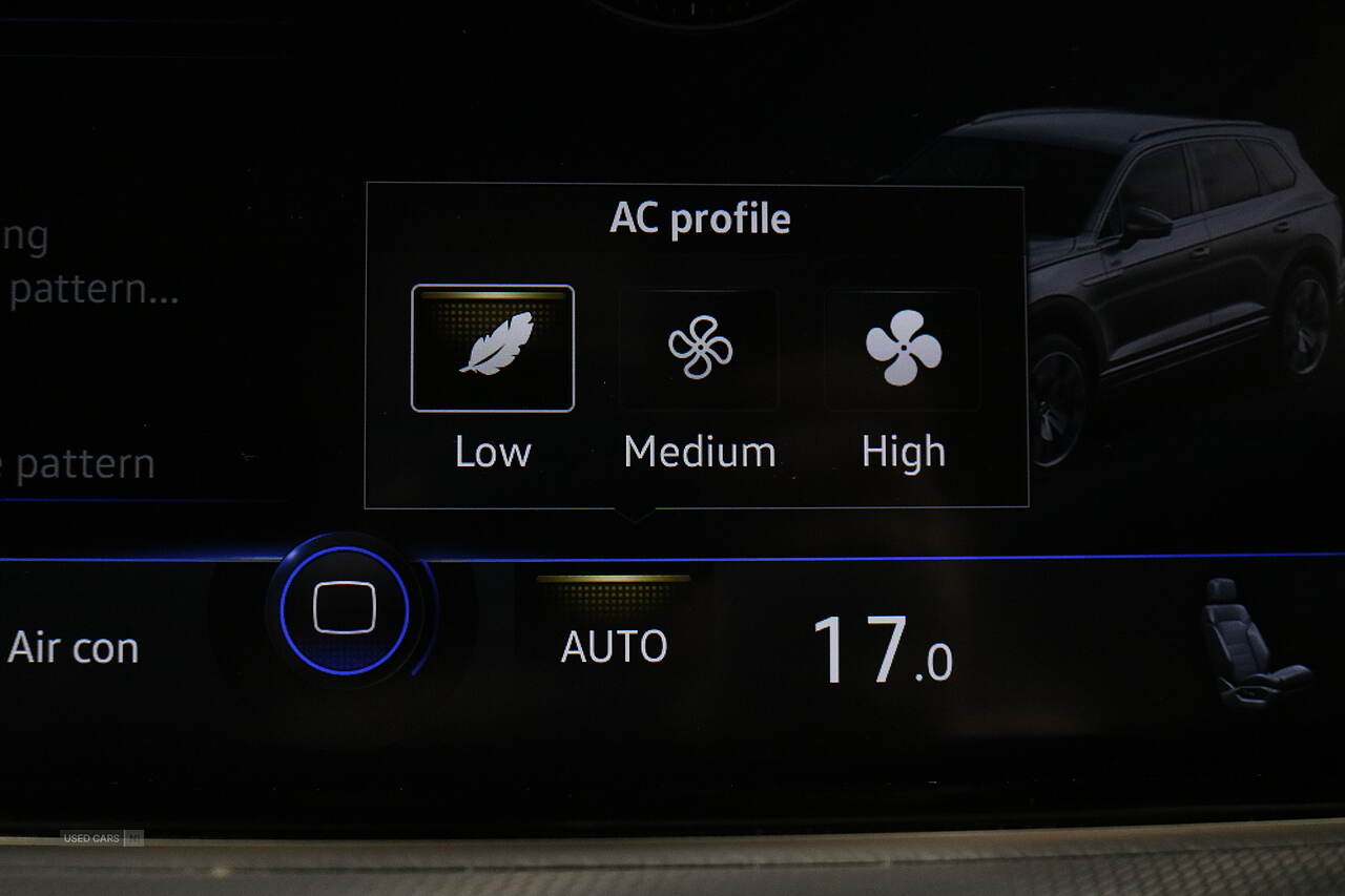 Apr 2019 Volkswagen Touareg 3.0 V6 TDI 4Motion R-Line Tech 5dr Tip Auto
