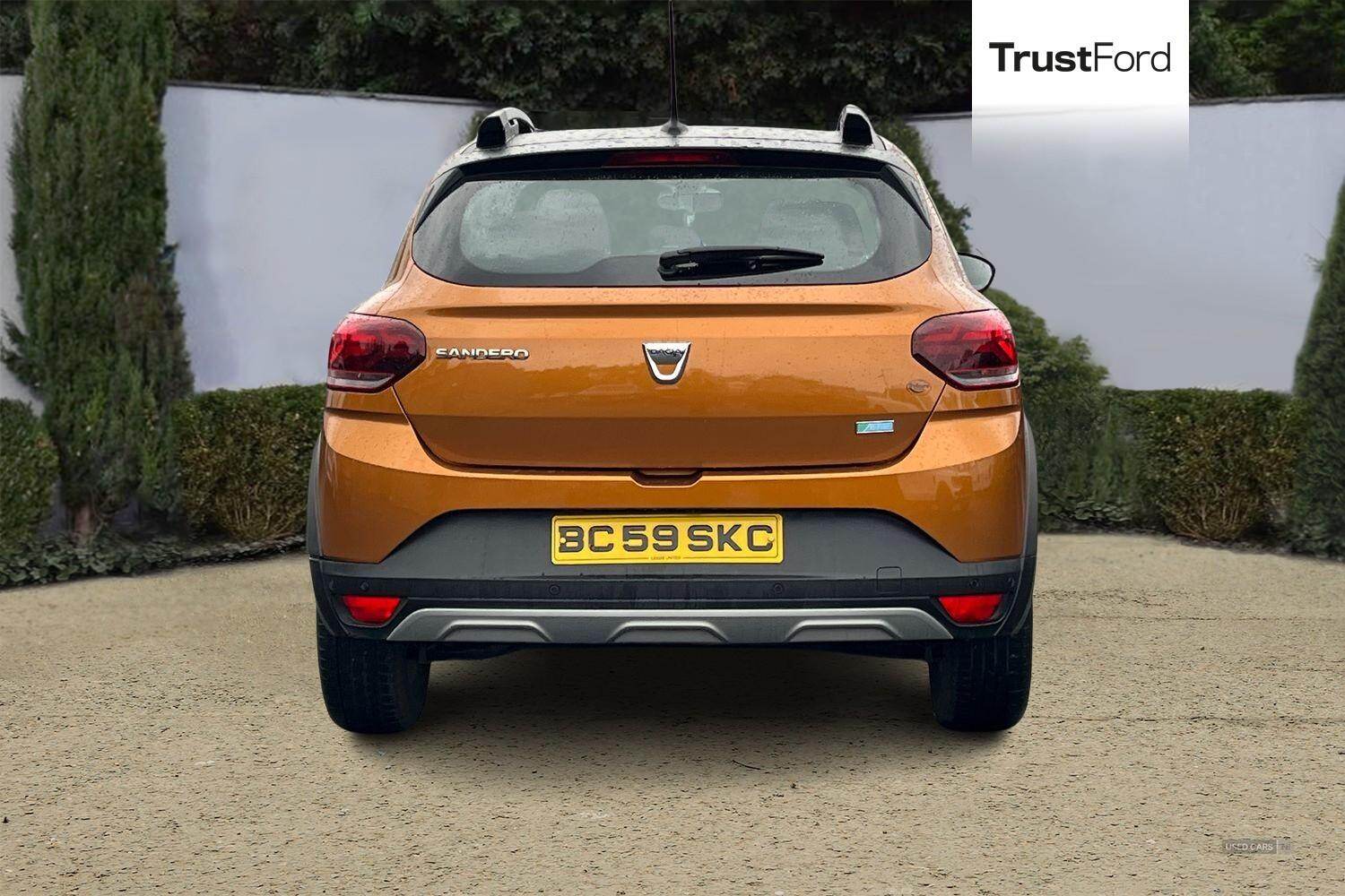 Apr 2021 Dacia Sandero Stepway 1.0 TCe Bi-Fuel Prestige 5dr