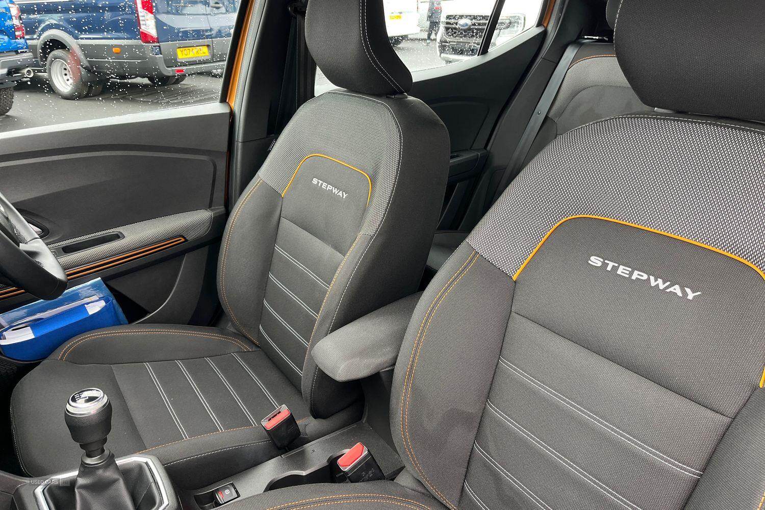 Apr 2021 Dacia Sandero Stepway 1.0 TCe Bi-Fuel Prestige 5dr