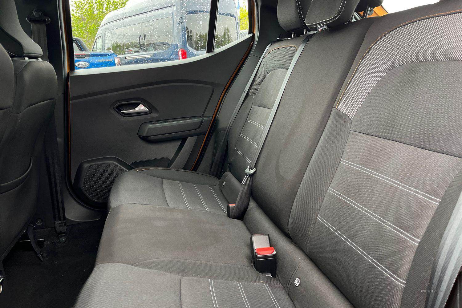 Apr 2021 Dacia Sandero Stepway 1.0 TCe Bi-Fuel Prestige 5dr
