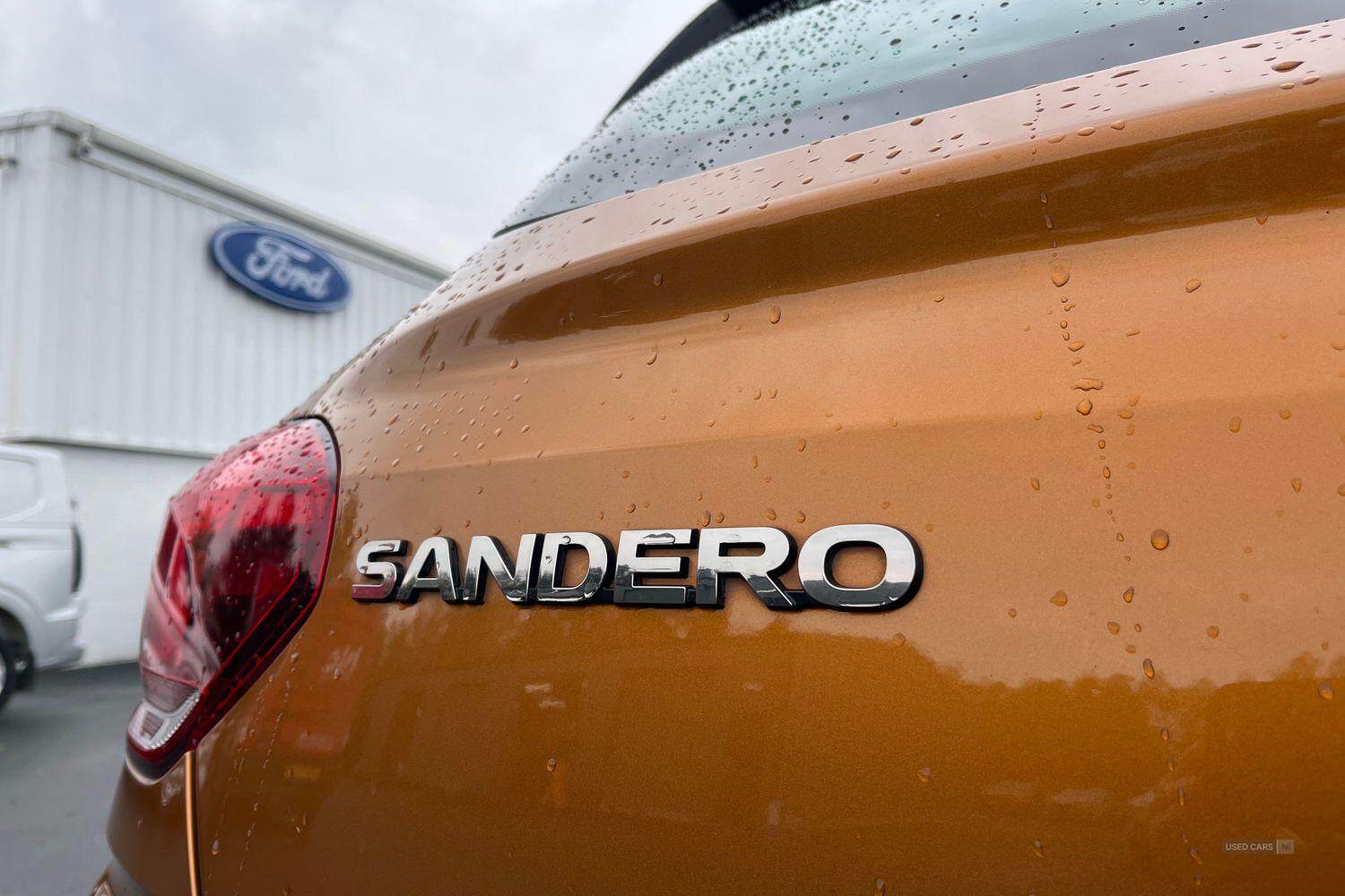 Apr 2021 Dacia Sandero Stepway 1.0 TCe Bi-Fuel Prestige 5dr
