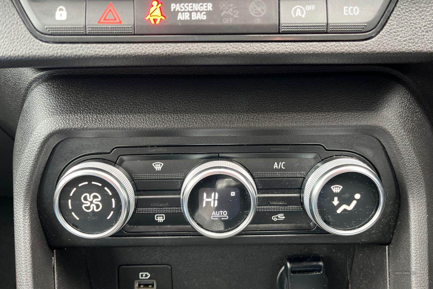 Apr 2021 Dacia Sandero Stepway 1.0 TCe Bi-Fuel Prestige 5dr