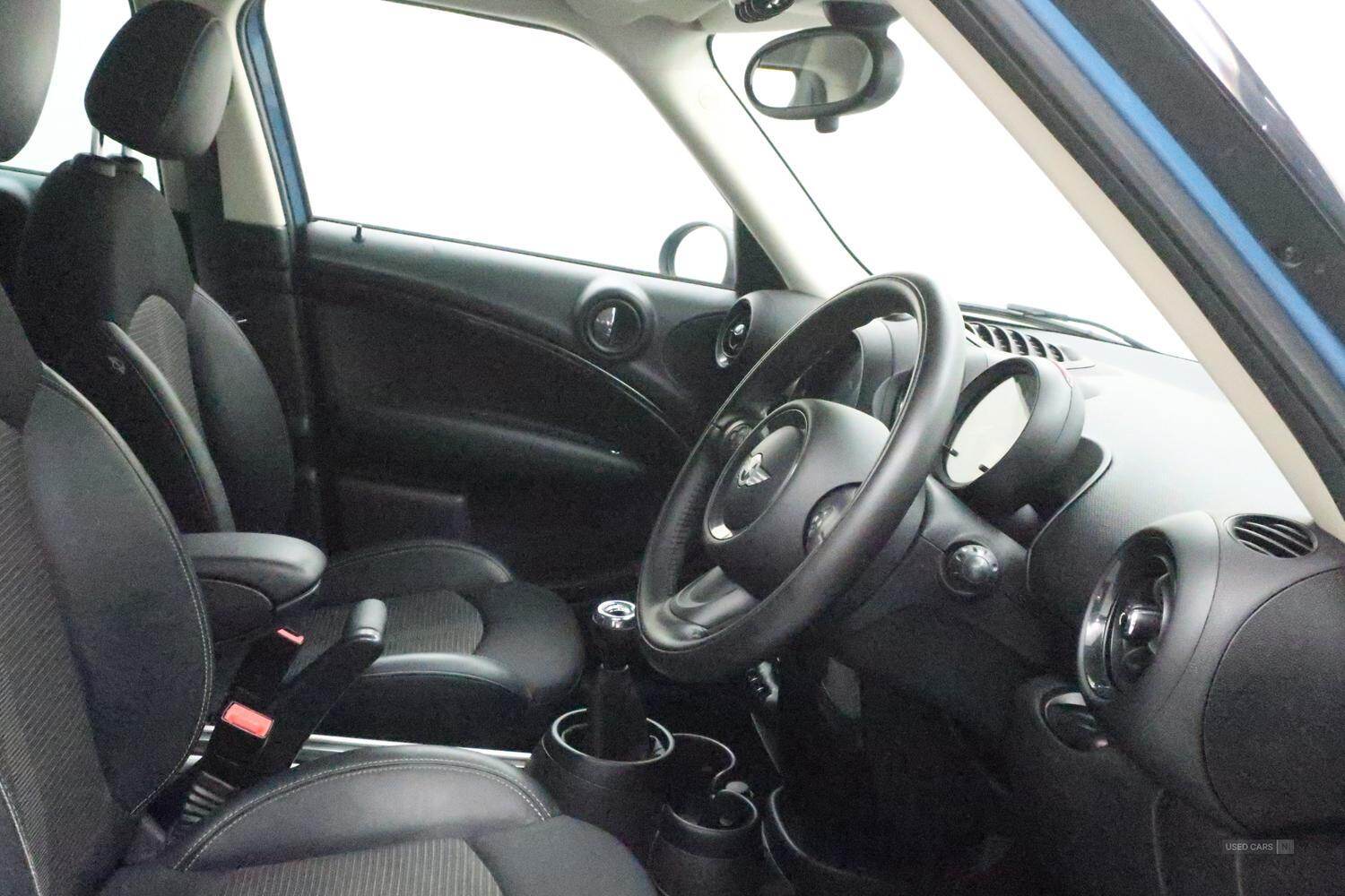 Sep 2016 MINI Countryman 1.6 Cooper D 5dr