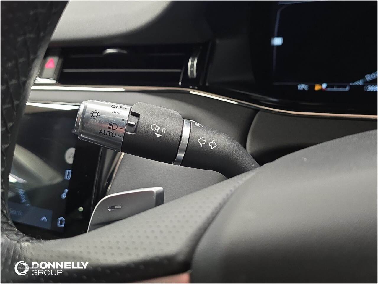 Jun 2021 Land Rover Range Rover Evoque 2.0 D200 R-Dynamic SE 5dr Auto