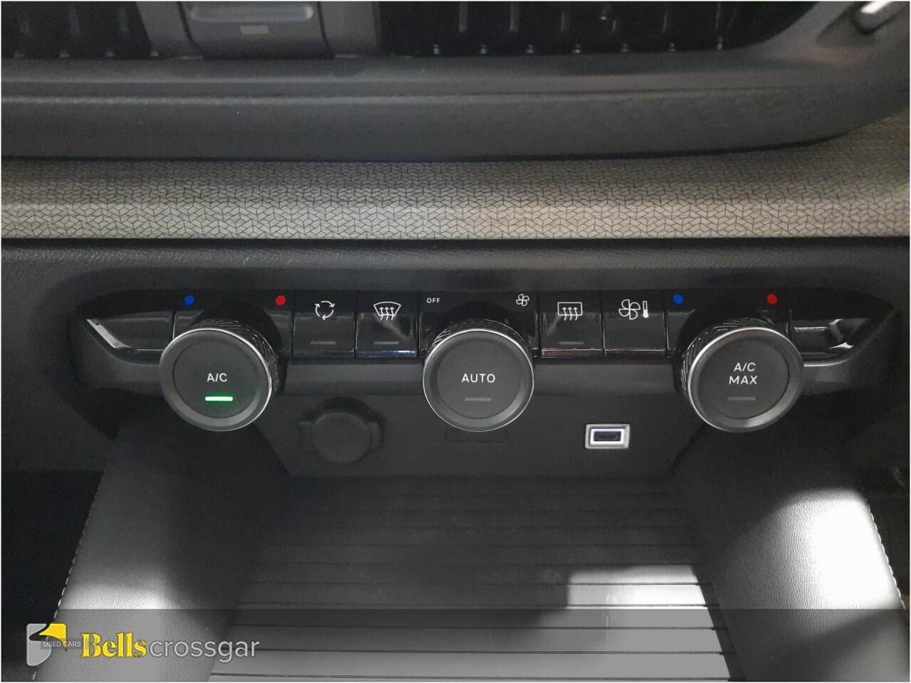 Jan 2024 Citroen C5 X 1.2 PureTech 130 Plus 5dr EAT8