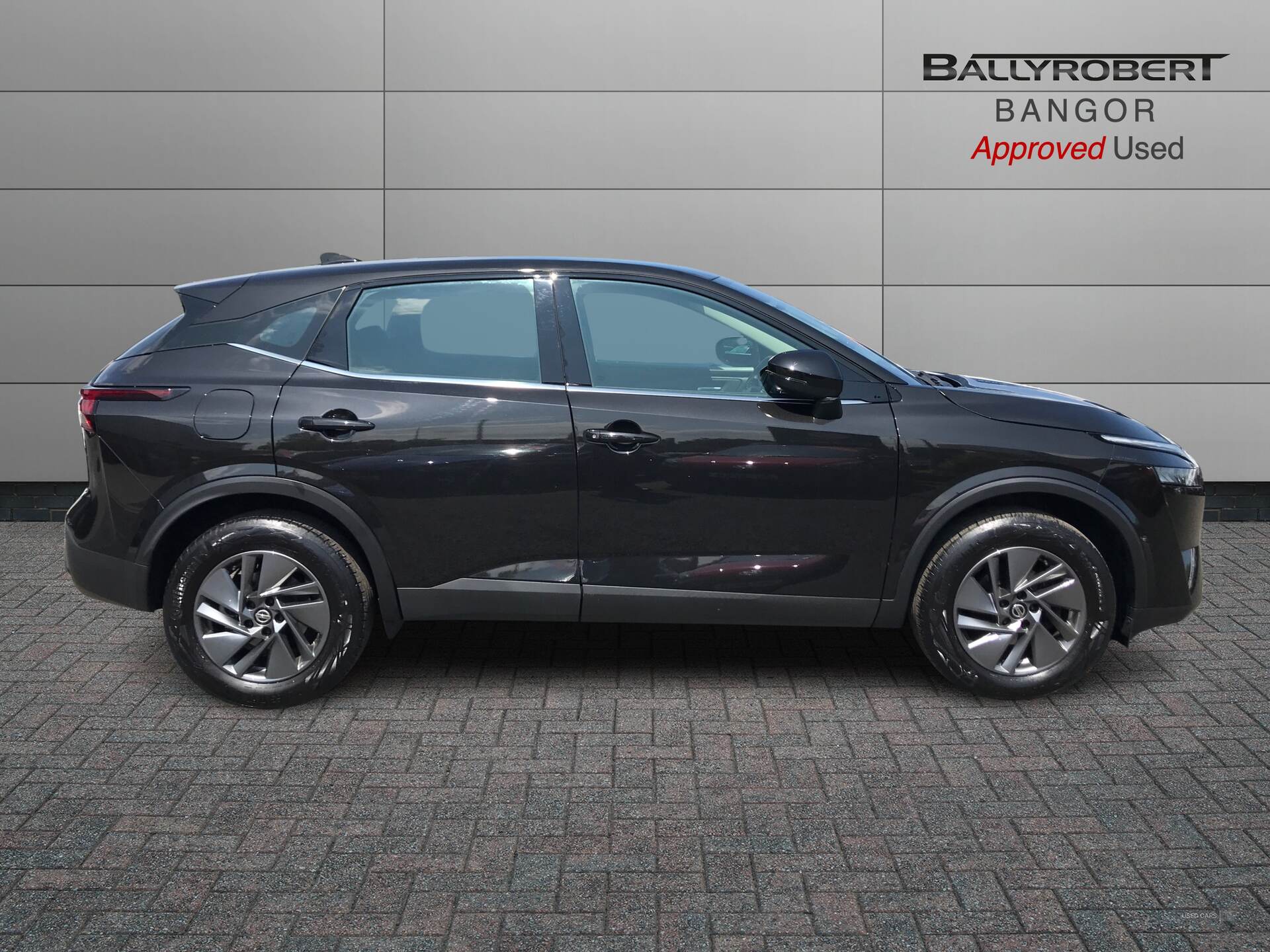 May 2022 Nissan Qashqai 1.3 DiG-T MH Acenta Premium 5dr