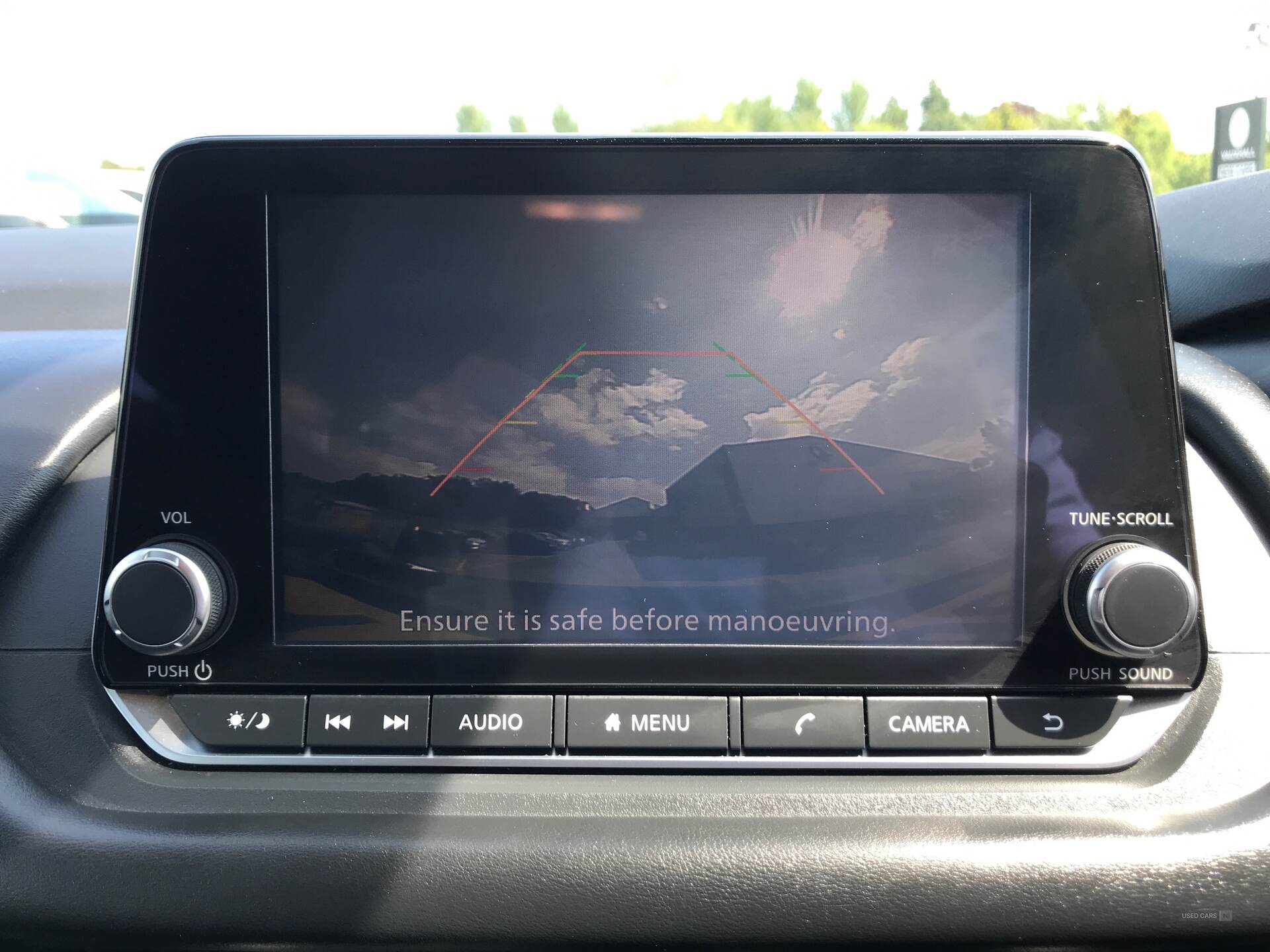 May 2022 Nissan Qashqai 1.3 DiG-T MH Acenta Premium 5dr