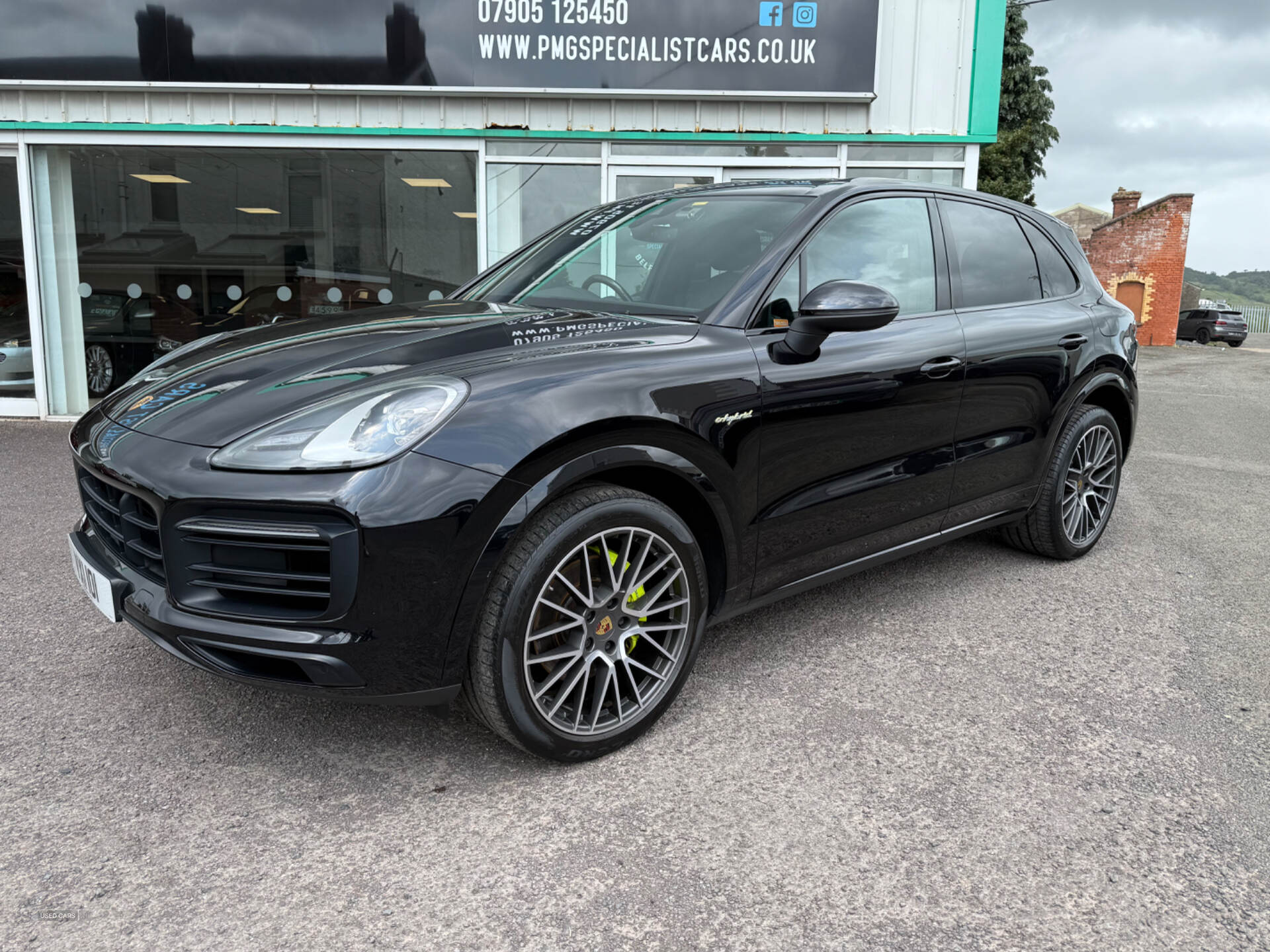 Oct 2019 Porsche Cayenne E-Hybrid 5dr Tiptronic S